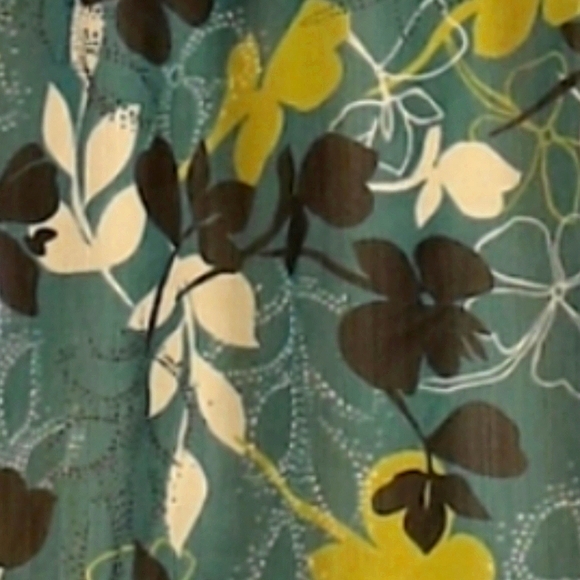 🌱Green and Teal blouse - Picture 3 of 3